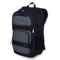 Mochila Oakley com Compartimento para Notebook 22 Litros Enduro 22 92871